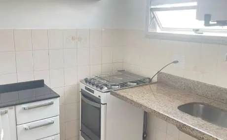 Apartamento mobiliado Estoril